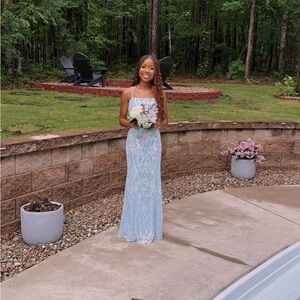 B. Smart Light Blue Lace Prom Dress